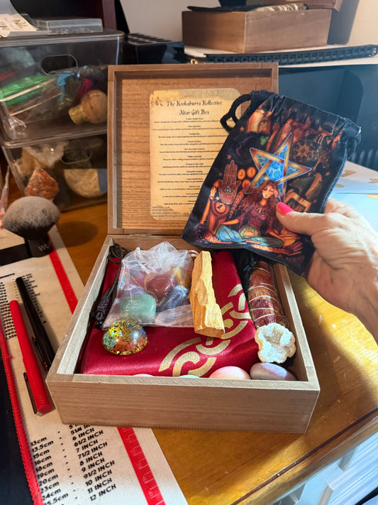 Altar Gift Box